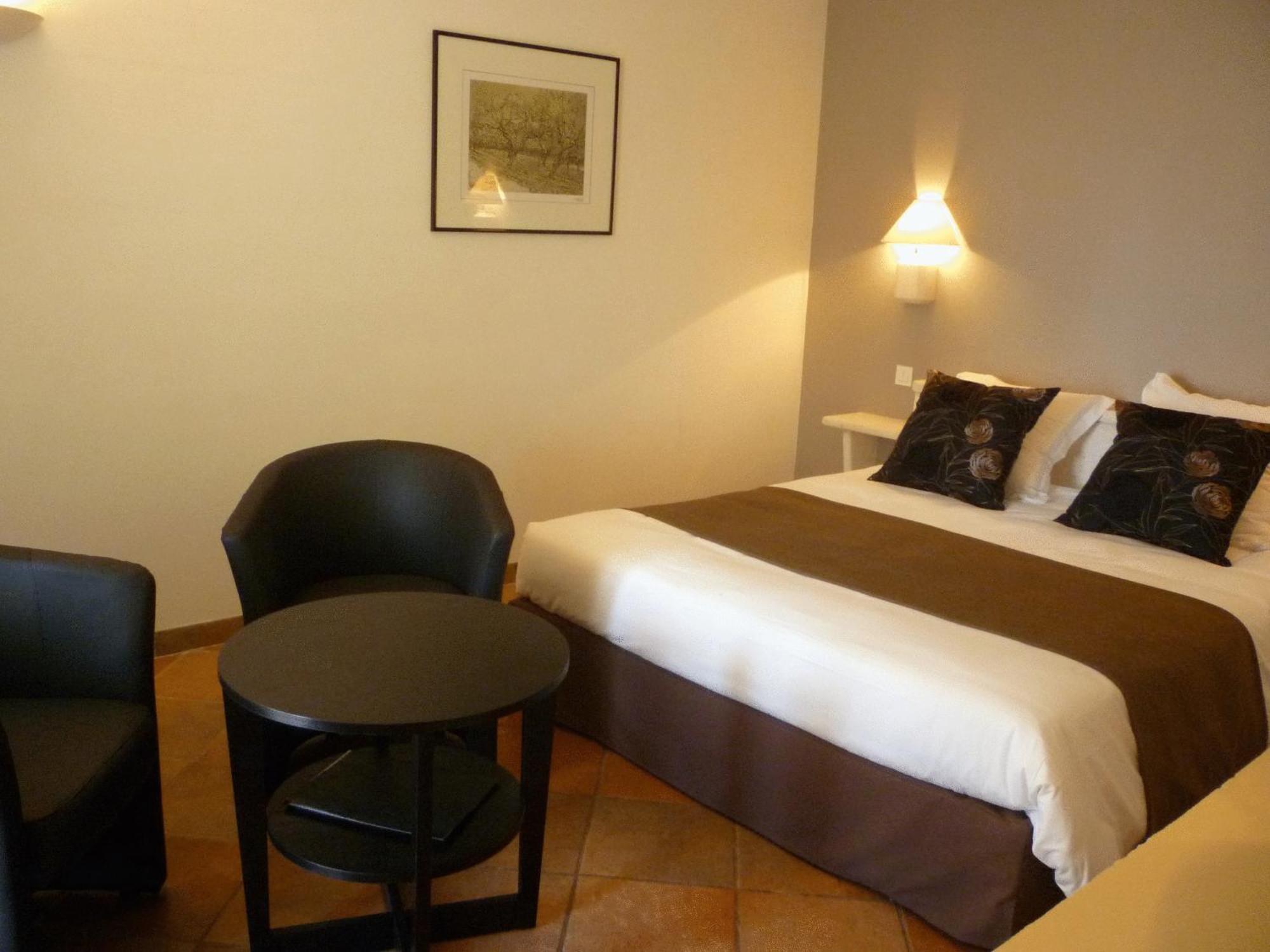 Val Baussenc, The Originals Relais Hotel Maussane-les-Alpilles Exterior photo