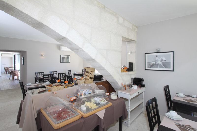 Val Baussenc, The Originals Relais Hotel Maussane-les-Alpilles Exterior photo